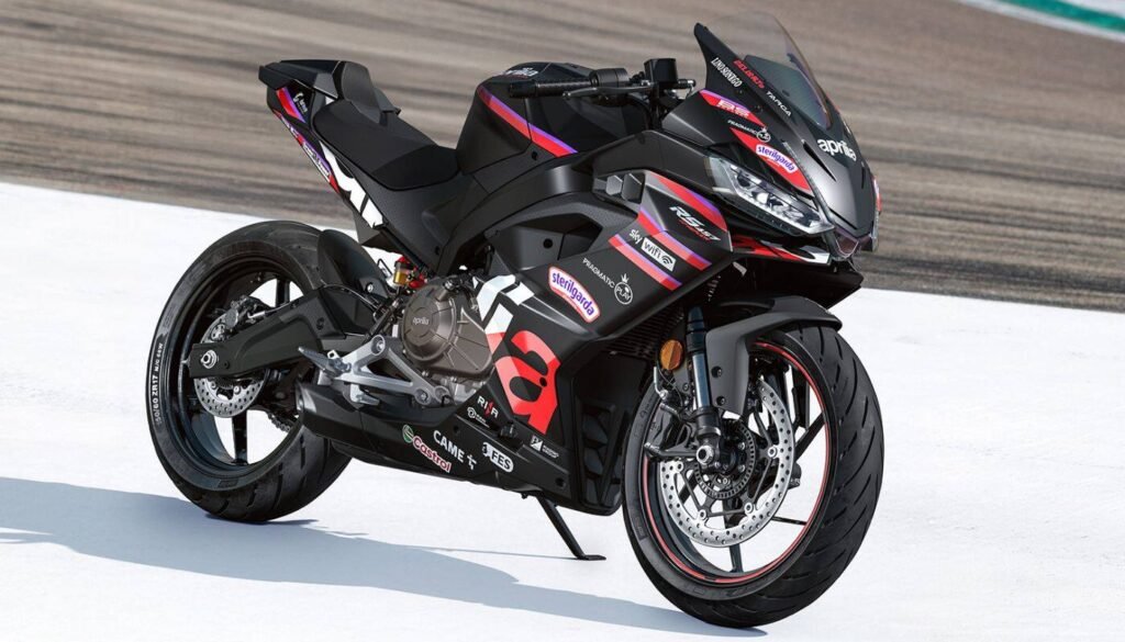 2025 Aprilia RS